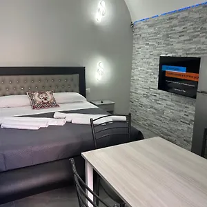 apt-fanale-house.taorminaitalyhotels.com/